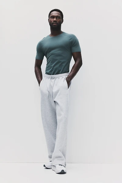 Muscle Fit Sports T-Shirt with DryMove™