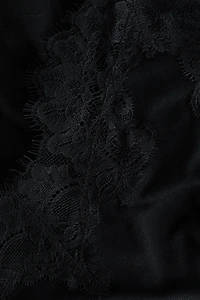 Nuisette avec dentelle