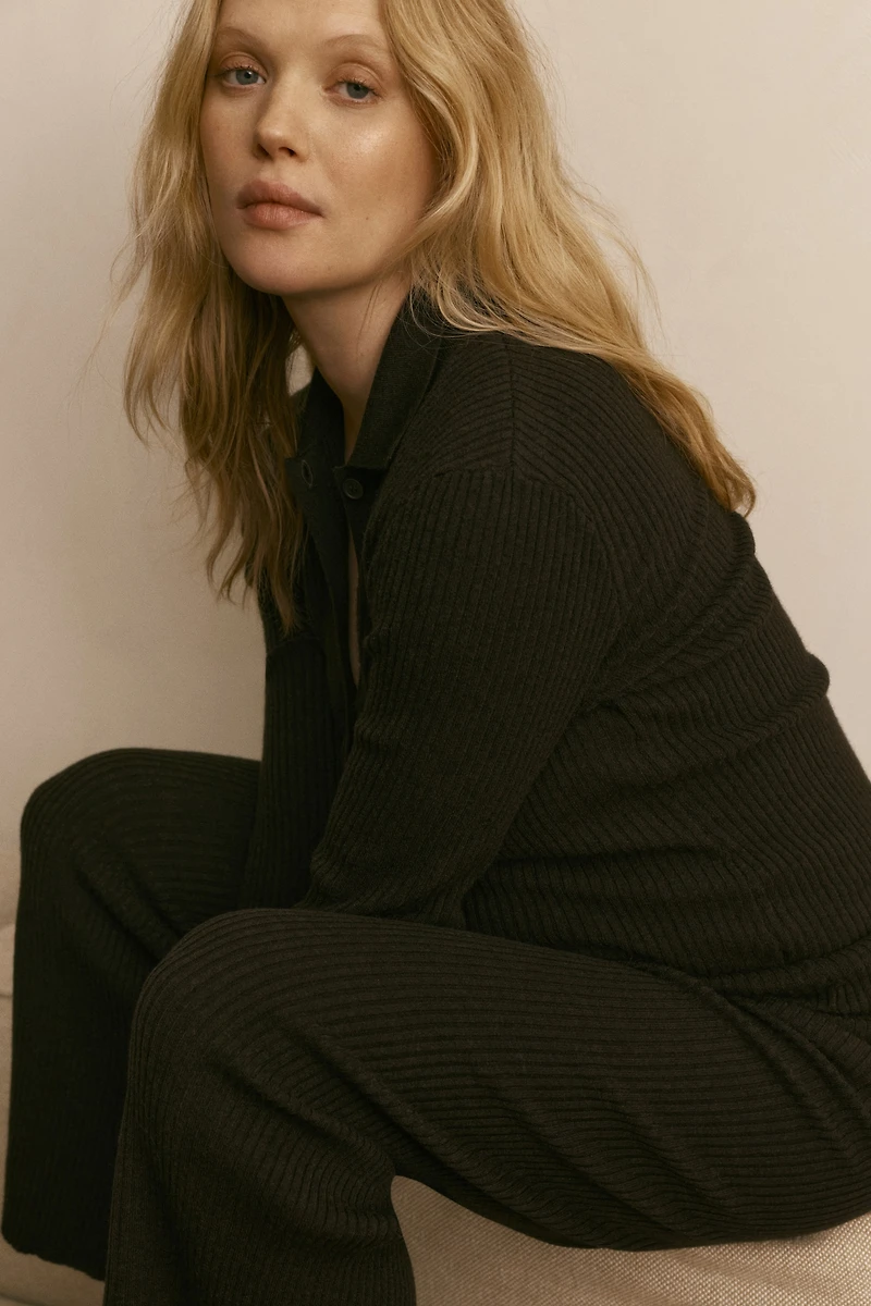 Pantalon large MAMA en tricot côtelé