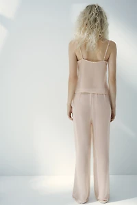 Pantalon droit avec perles fantaisie