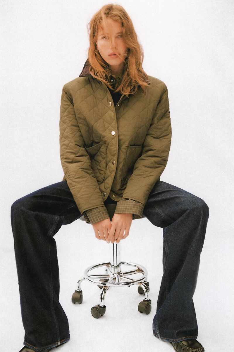 Quilted Jacket with Corduroy Collar