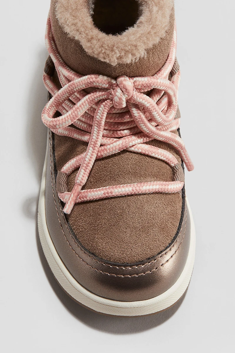 Bottines de neige chaudement doublées