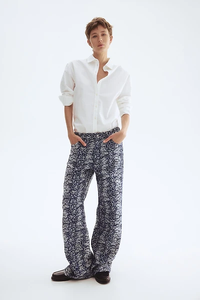 Jean en denim bouclé avec plis