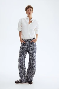 Jean en denim bouclé avec plis