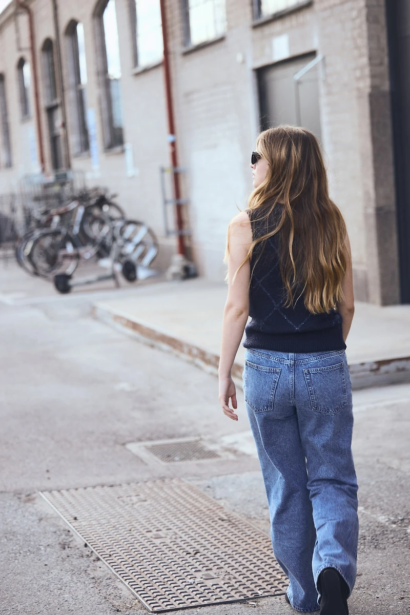 Chandail sans manches à sequins