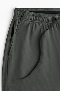 Sports Shorts with DryMove™