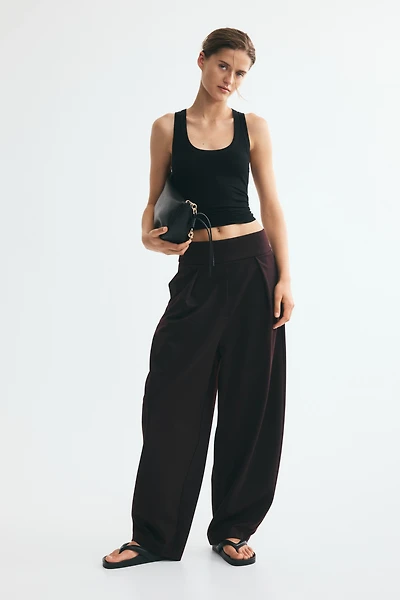 Pantalon à pinces avec jambes tonneau