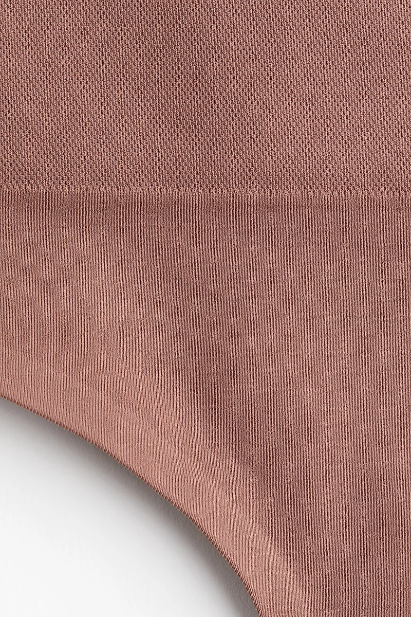 2-Pack Seamless Light Shape Thong Briefs