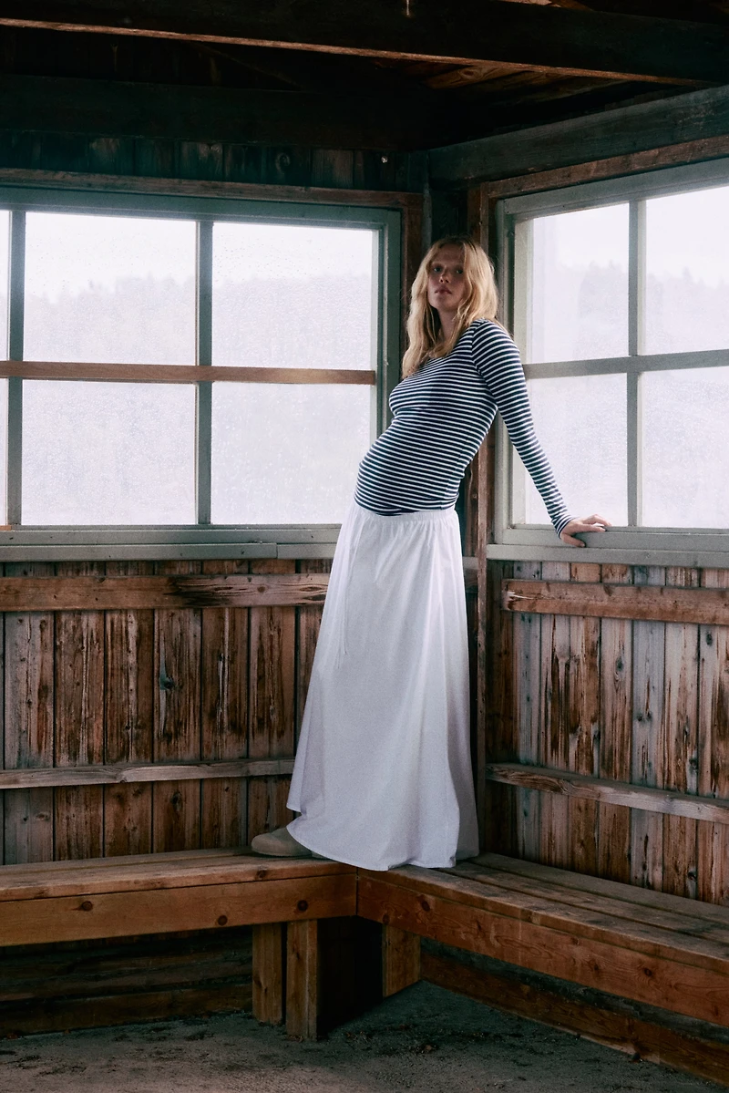 MAMA Ribbed Jersey Top