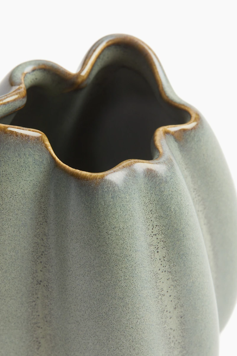 Petit vase en grès cérame