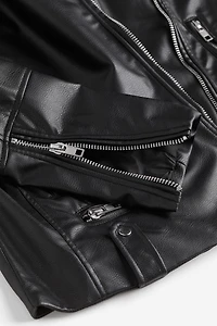 Veste enduite de style motard