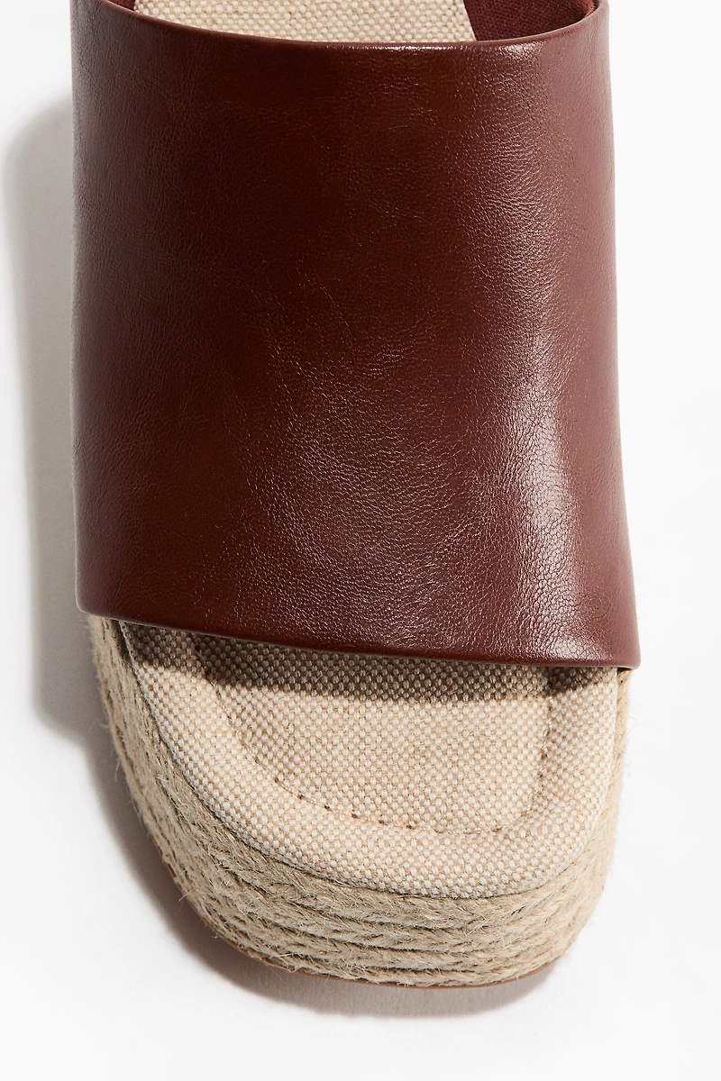 Espadrilles à talon