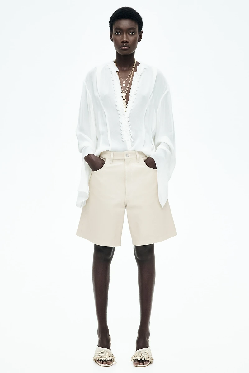 Short en cuir