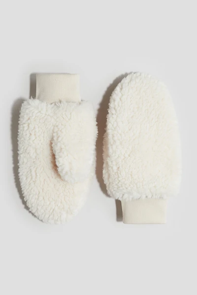 Fluffy Mittens