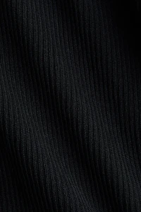 Robe côtelée avec jupe évasée