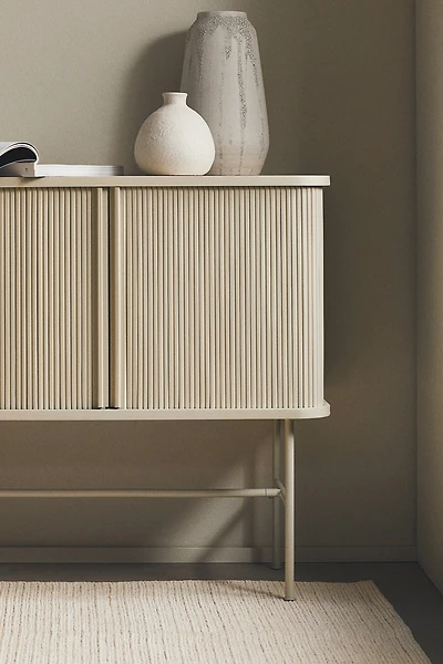 Placard avec portes à jalousie