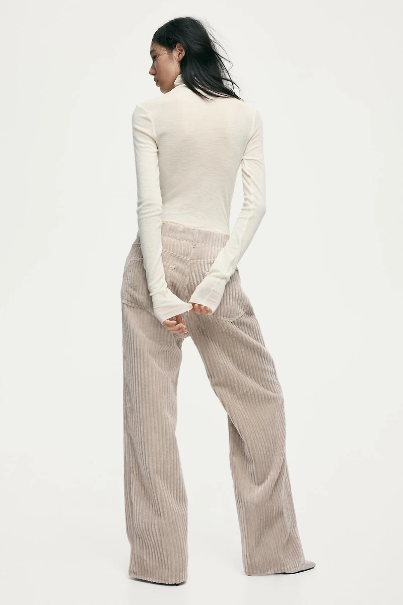 Haut à col roulé en laine