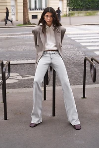 Flared Low Jeans