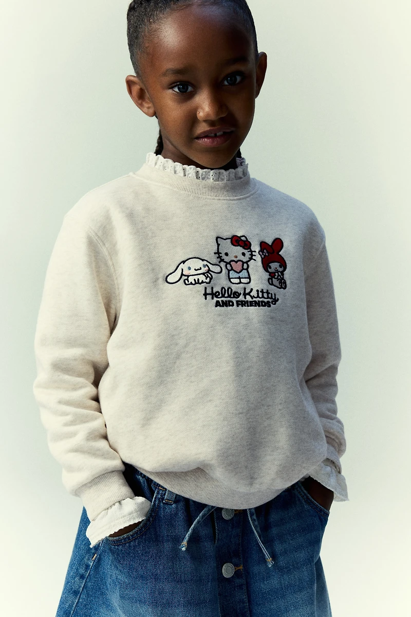 Sweatshirt with Motif