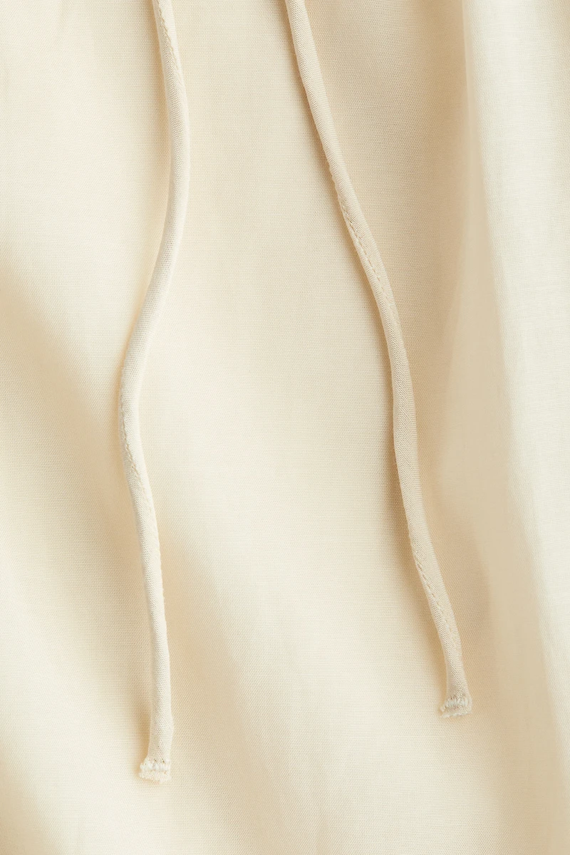 Blouse avec dentelle