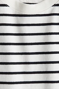 Long-sleeved T-shirt