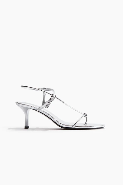Sandales à talon avec brides fines