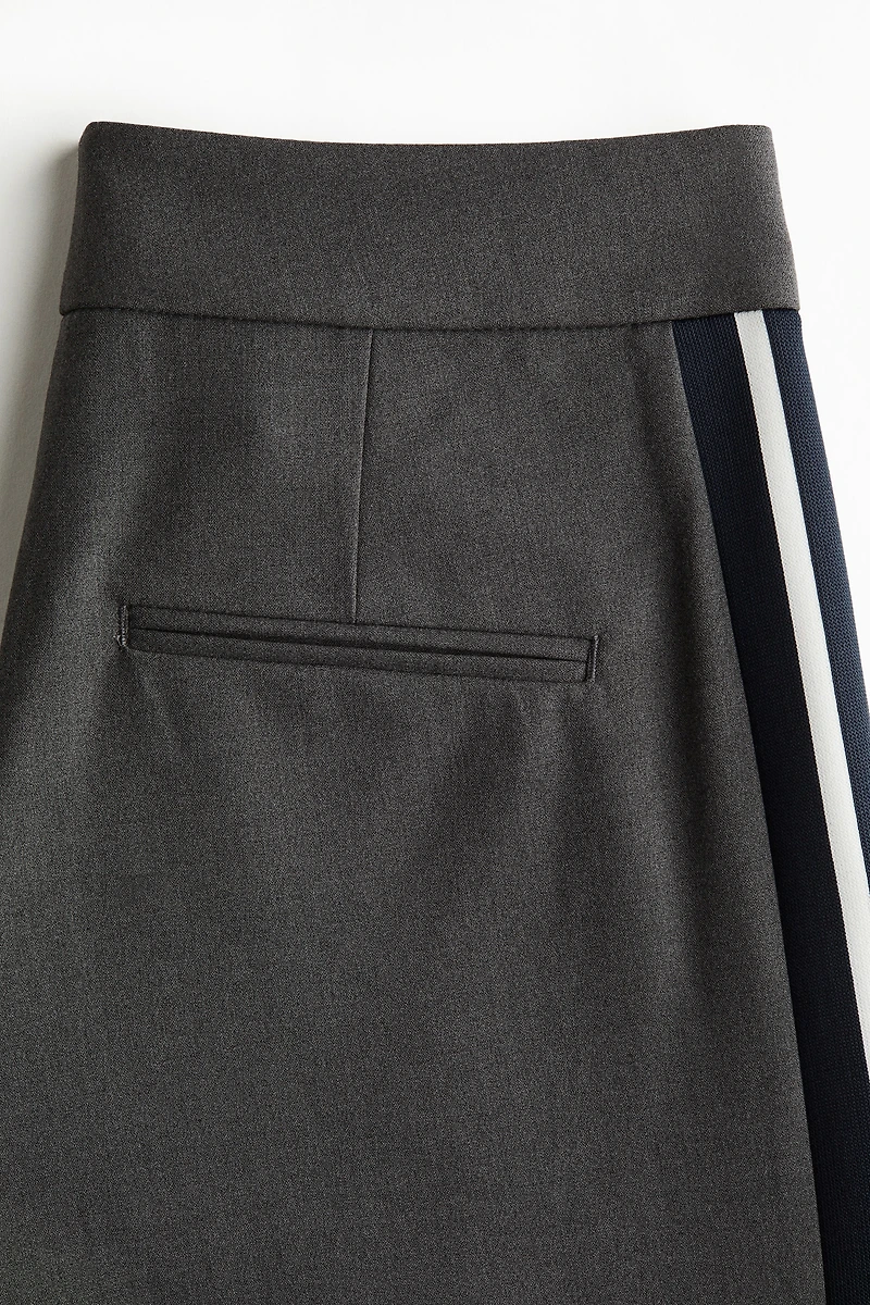 Pantalon habillé à bandes latérales