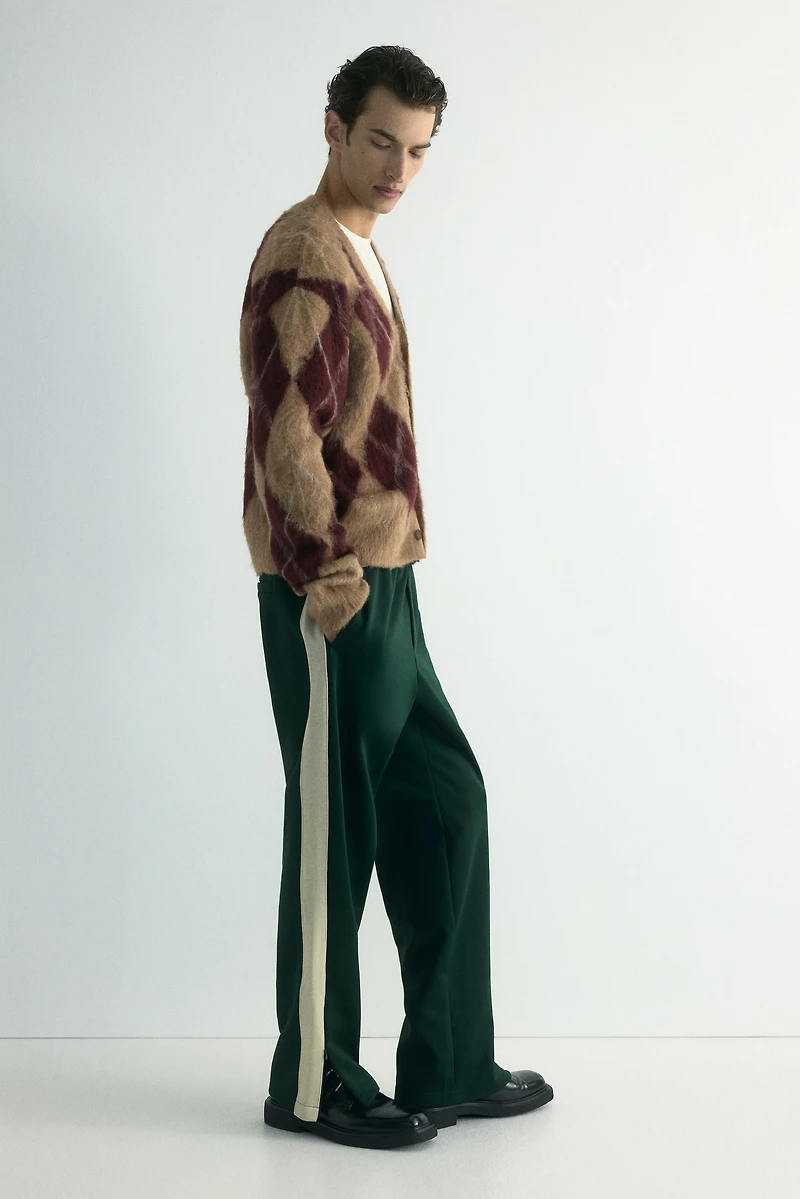 Relaxed-Fit Sweatpants with Side Stripes