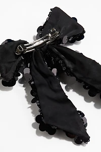 Barrette avec boucle à sequins