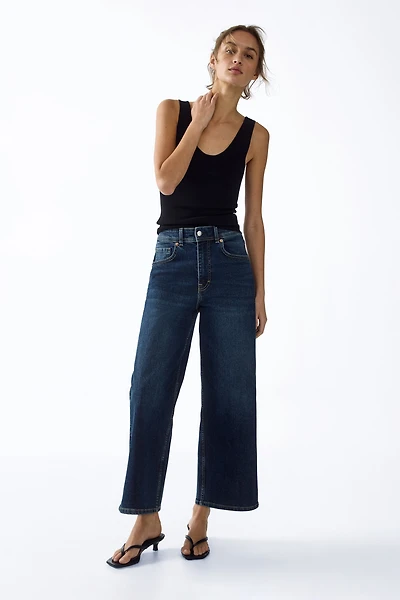 Wide High Waist Ankle Jeans