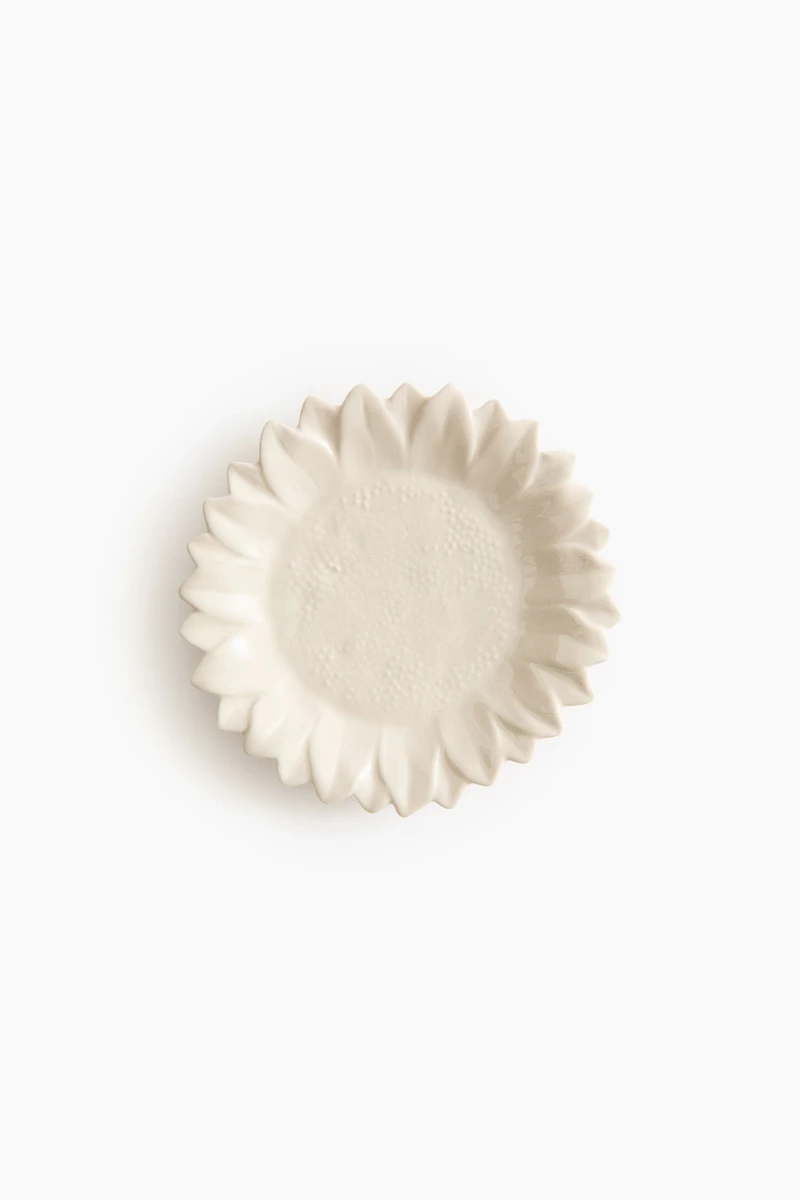 Sunflower-Shaped Medium-Sized Plate