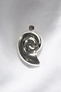 Shell-Shaped Hair Clip