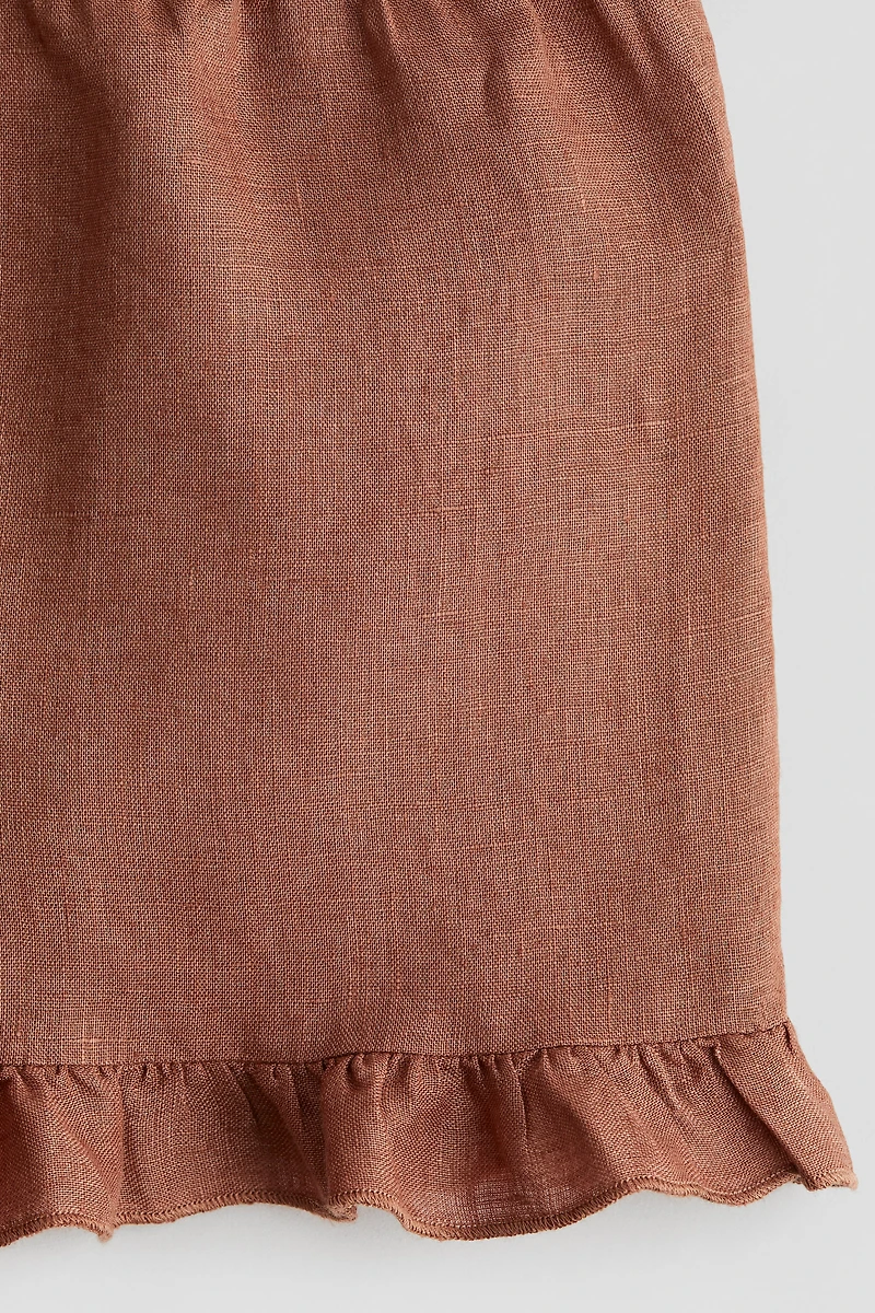 Ruffled Linen Shorts