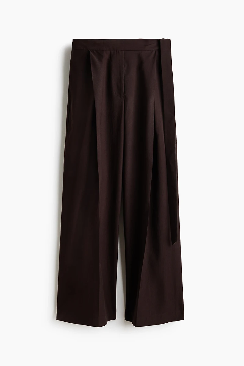 Pantalon en sergé avec détail à nouer