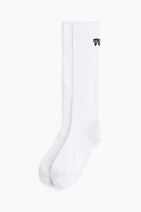 Lot de 2 paires chaussettes sport montantes