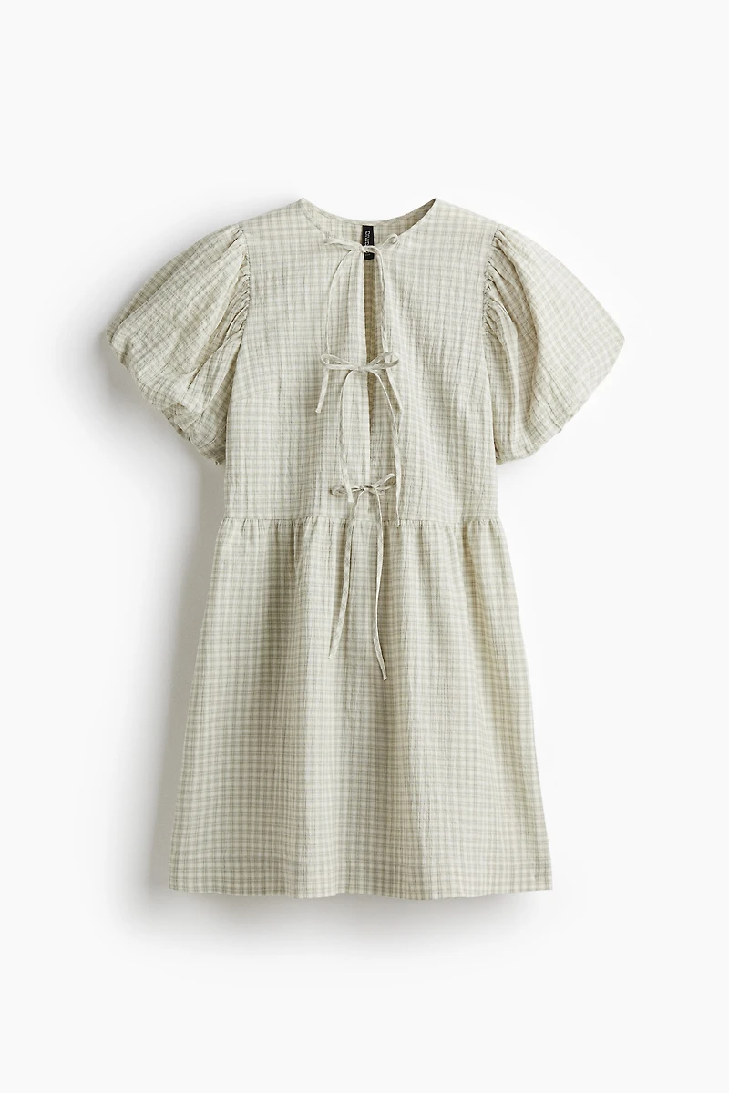 Robe en coton avec liens à nouer devant