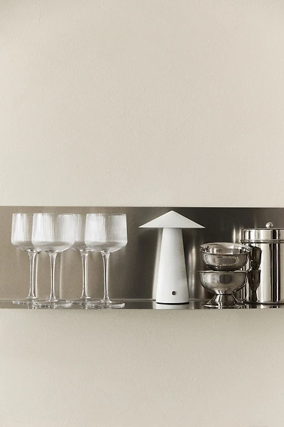 Lot de 4 verres à vin rainurés