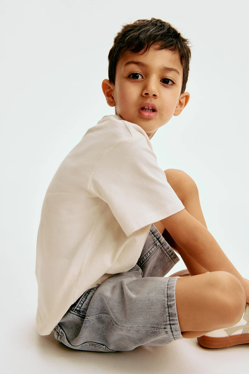 Loose-Fit Denim Shorts