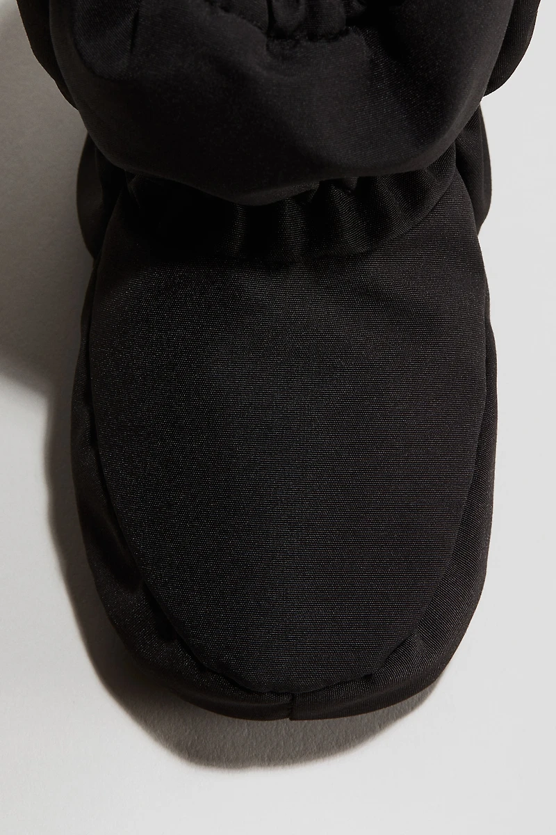 Chaussons hydrofuges