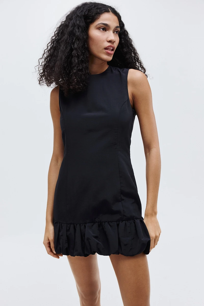 Robe avec jupe à effet bouffant au bas