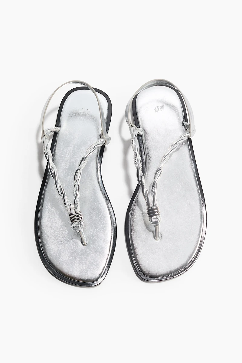 Sandales avec détails torsadés