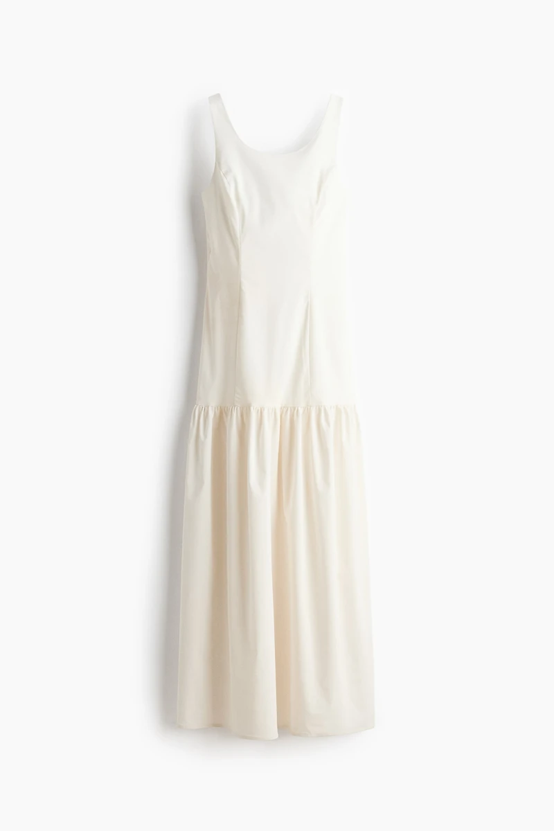 Robe avec dos décolleté et jupe évasée
