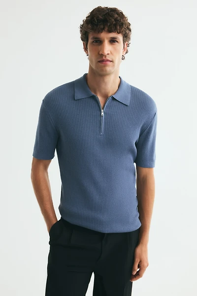 Polo près du corps