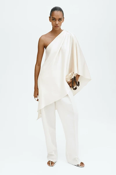 Haut asymétrique en satin