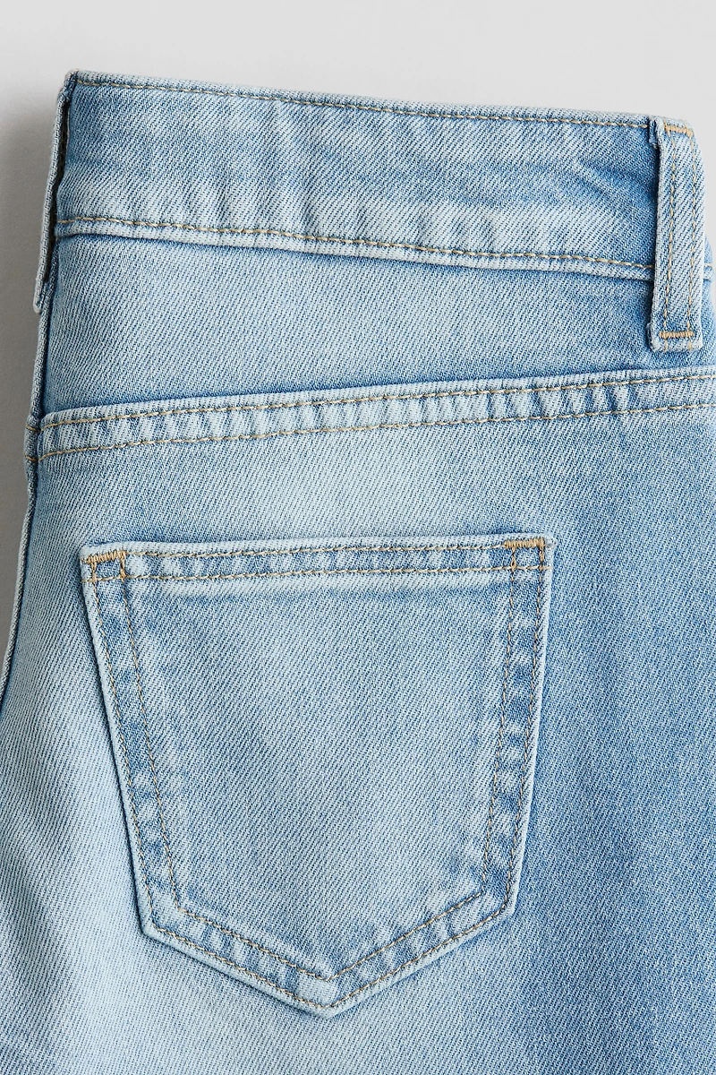 Jean riveté taille basse jambes larges