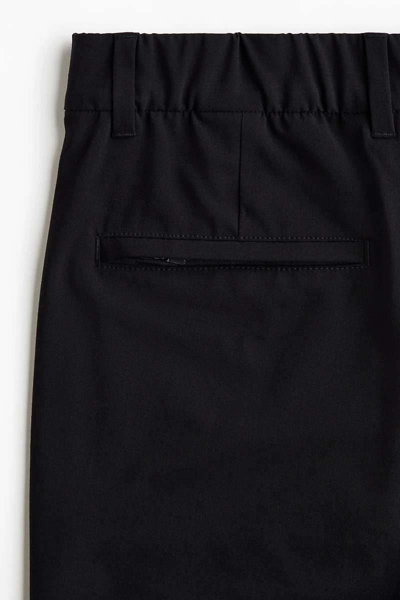 Four-Way Stretch Loose-Fit Chino Shorts
