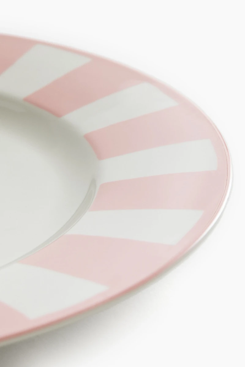 Grande assiette en porcelaine