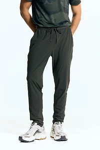 Slim-Fit Sports Pants with DryMove™