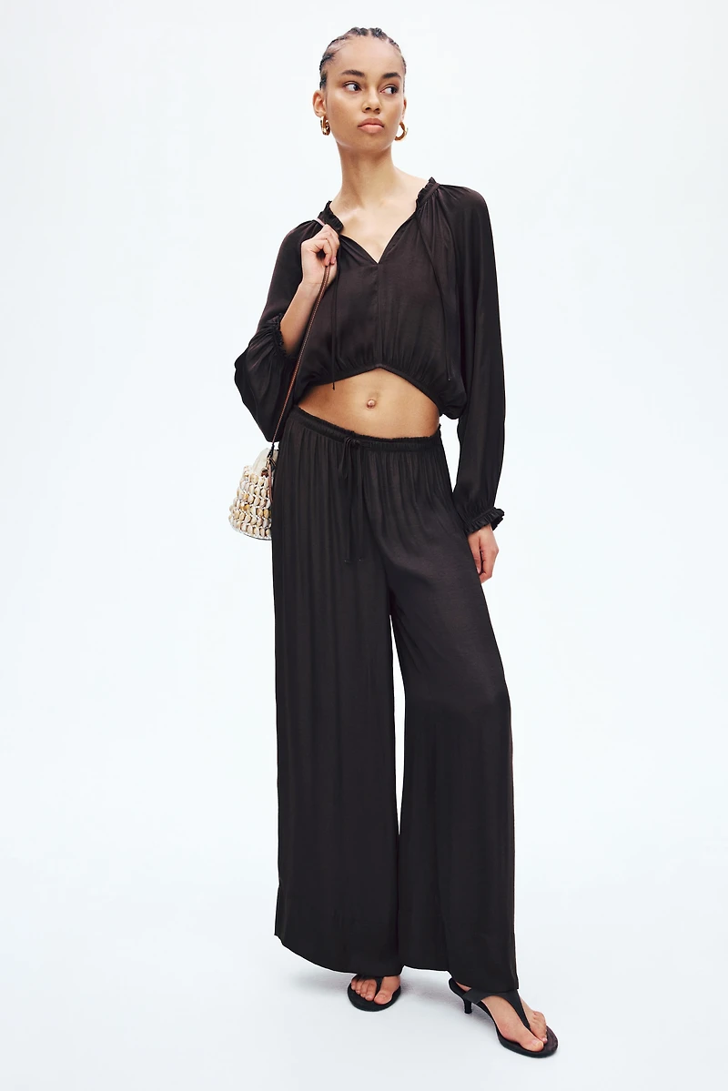 Wide-Leg Drawstring Pants