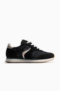 Retro Sneakers